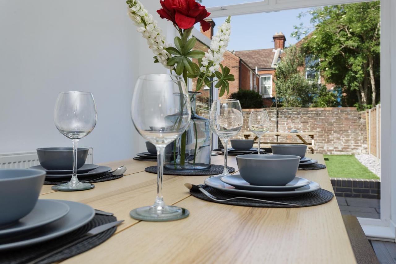 Harold House - Modern Open Plan 4 Bedroom, 3 Bathroom House In Central Southsea, Portsmouth Eksteriør bilde